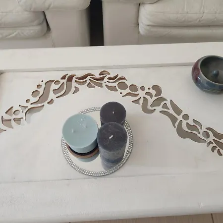 La Turquoise Bed & Breakfast *